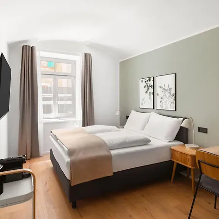 Limehome Trauttmansdorffgasse Apartamento *