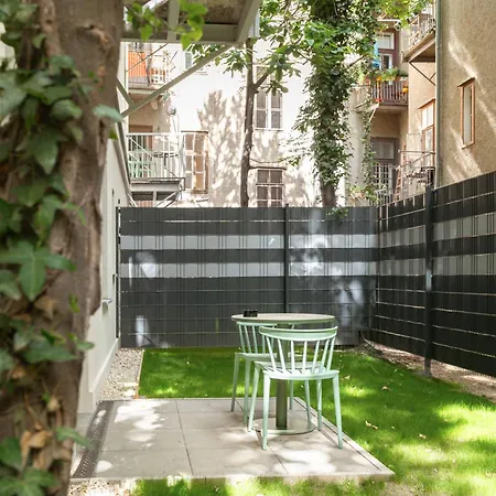 Limehome Trauttmansdorffgasse *